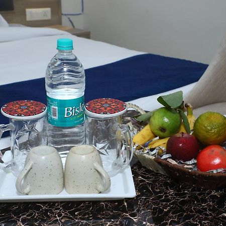Lyf Corporate Suites - Noida Sector 19 Esterno foto