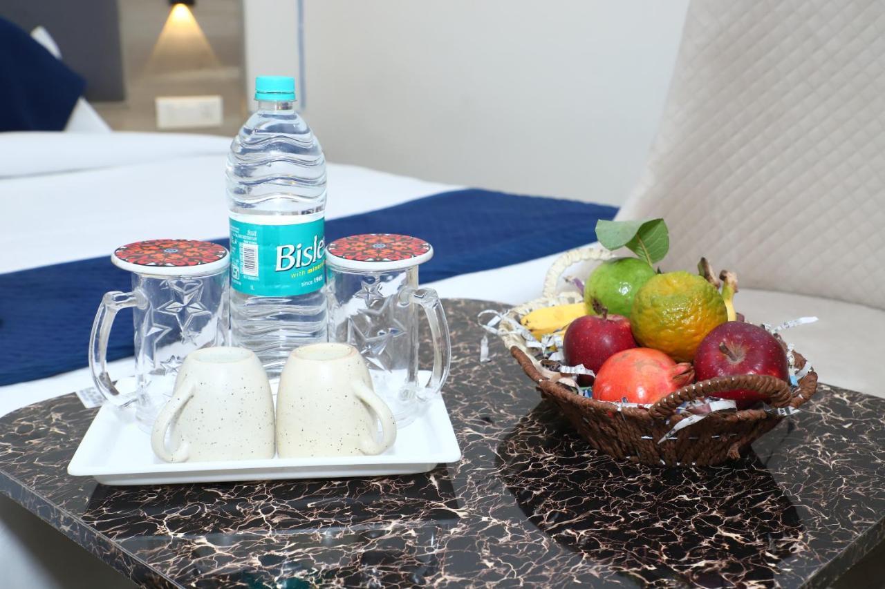 Lyf Corporate Suites - Noida Sector 19 Esterno foto