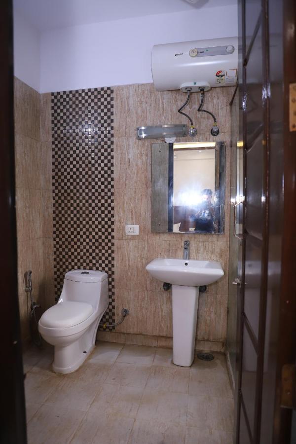 Lyf Corporate Suites - Noida Sector 19 Esterno foto