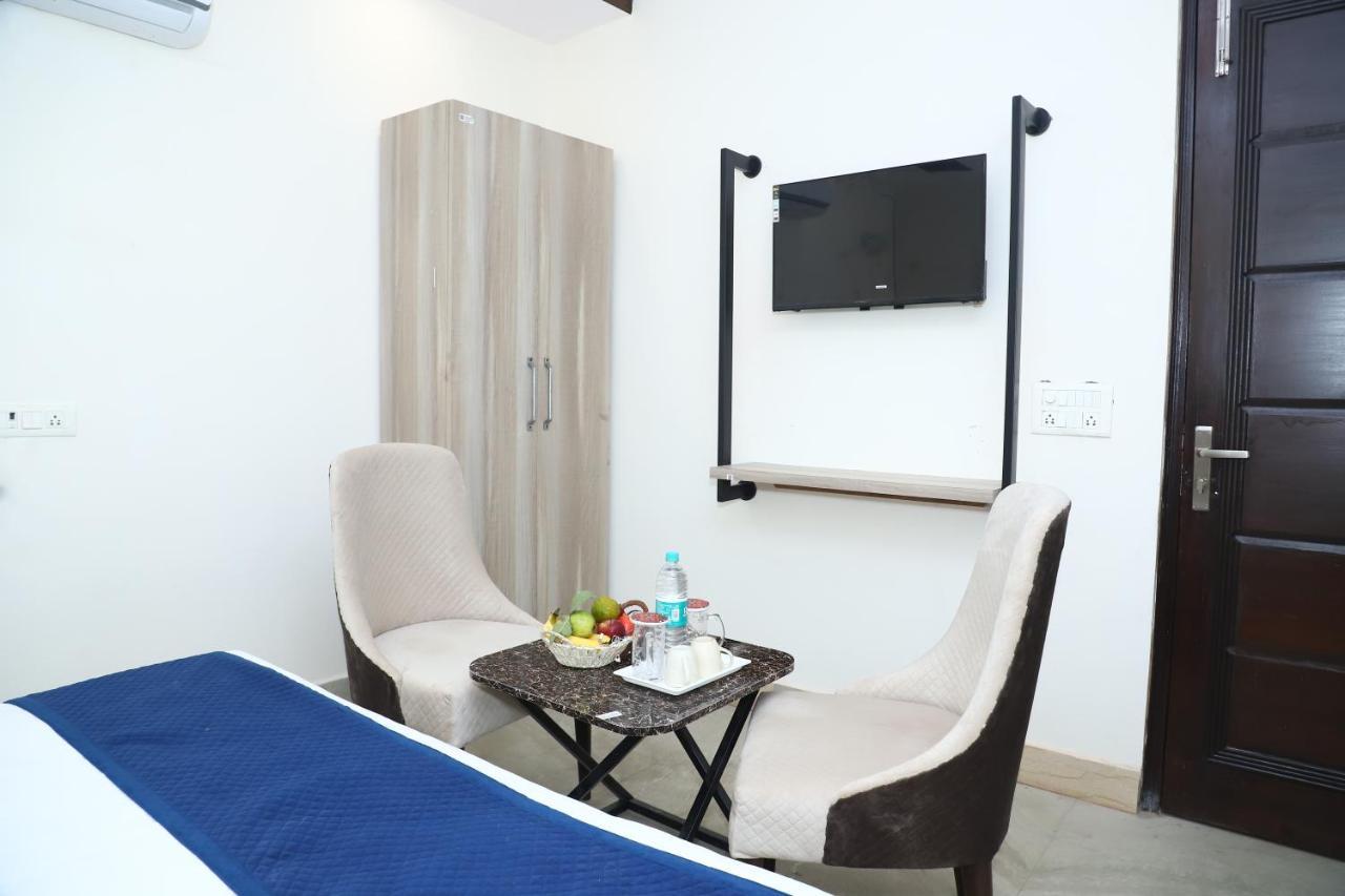 Lyf Corporate Suites - Noida Sector 19 Esterno foto